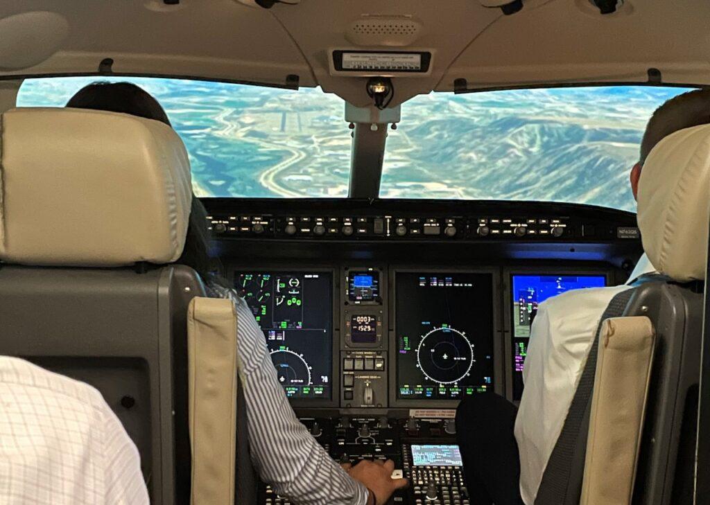Grace Kane internship - Flying a simulator at FlightSafety International - AINsight article by Sheryl Barden