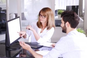 aviation recruiter working with outplacement candidate